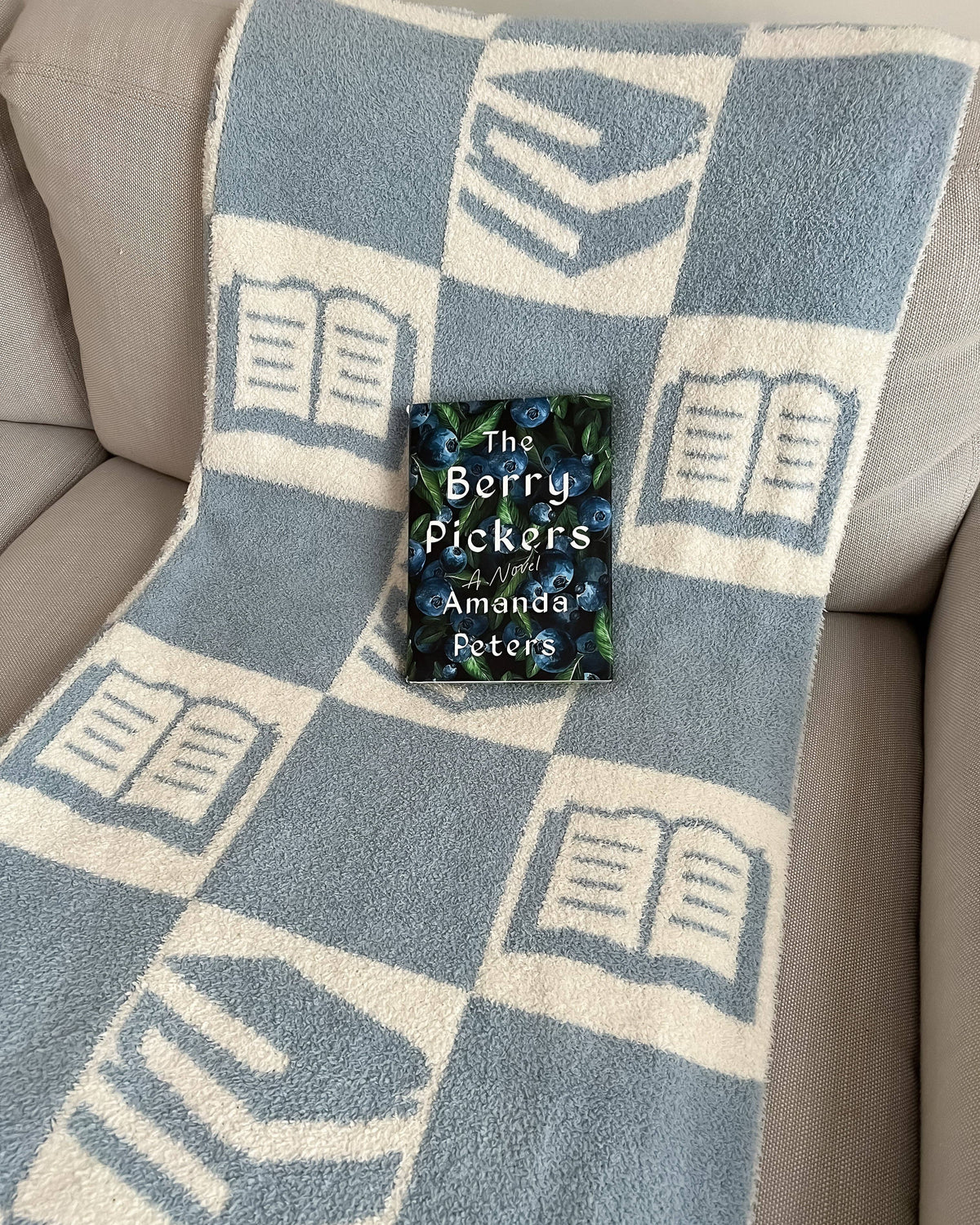 The Bookish Blanket