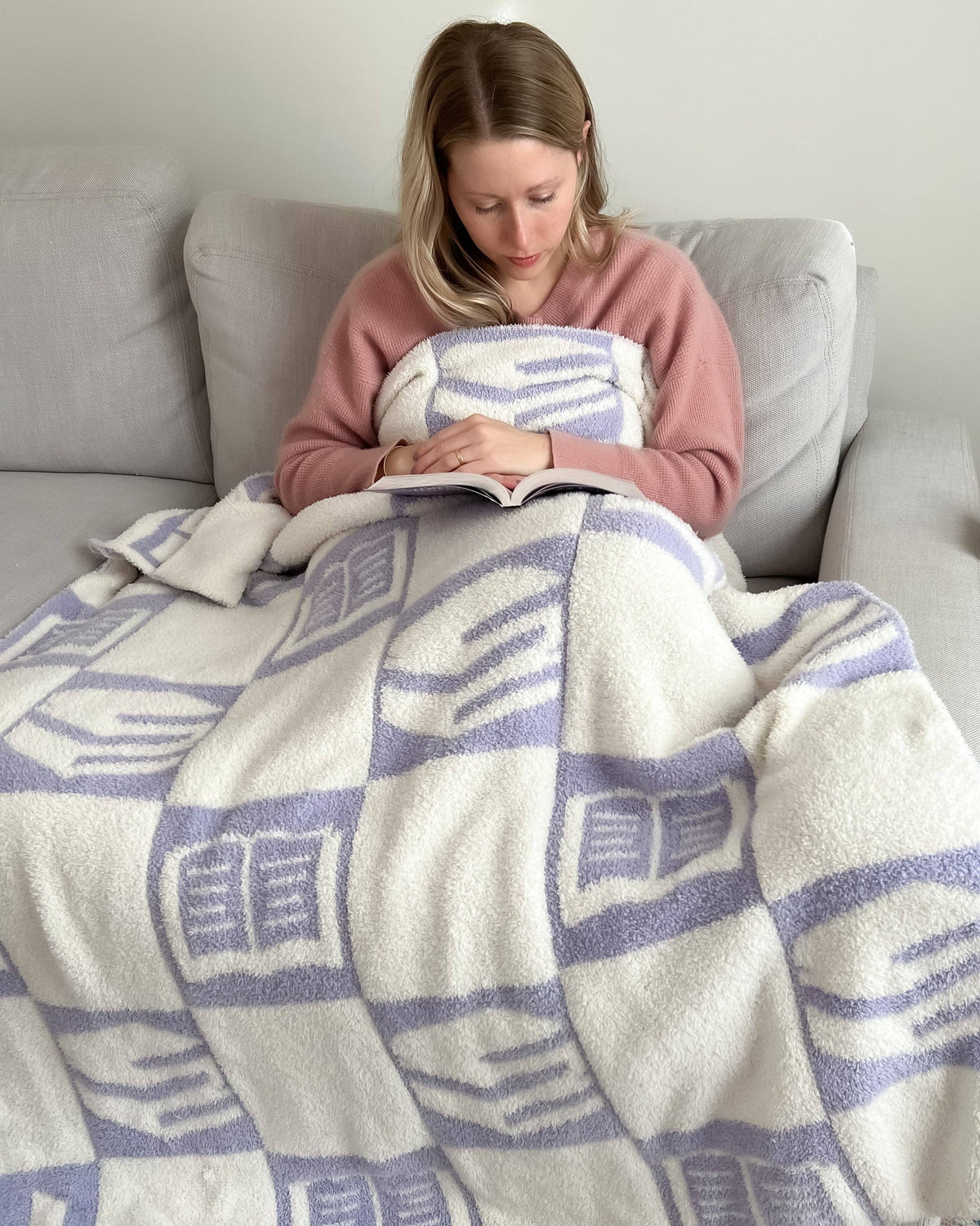 The Bookish Blanket