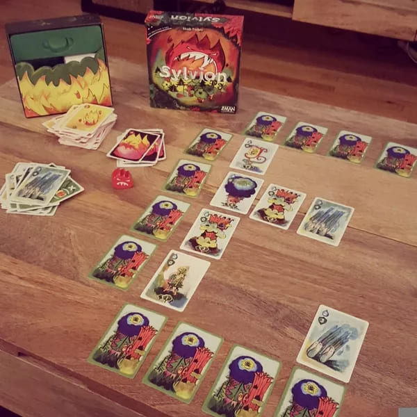 CMON Looterz Card Game - Strategy Family Game